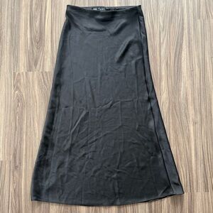 Zara Black Satin Midi Skirt